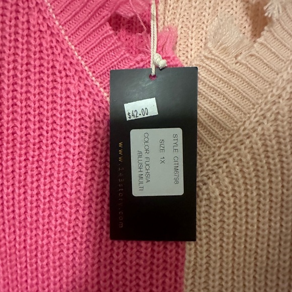 Colorblock V-Neck Sweater  - Pink, White, Peach, and Gray - Picture 4 of 5
